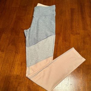 Outdoor Voices 7/8 Spring Leggings. Lightly worn. Size Small.